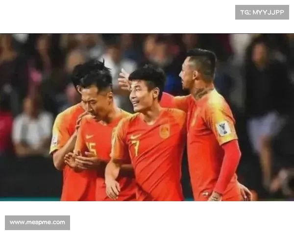 国足迎战韩国力争突破重围 全力争取世界杯入场券 国足迎战韩国力争突破重围 全力争取世界杯入场券